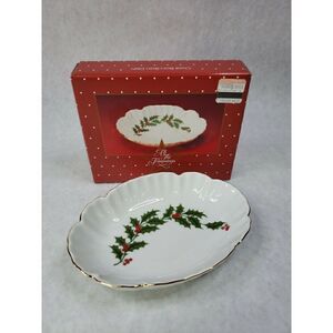 Vintage Oval Bon-Bon Dish Christmas Holiday Holly All The Trimmings Porcelain